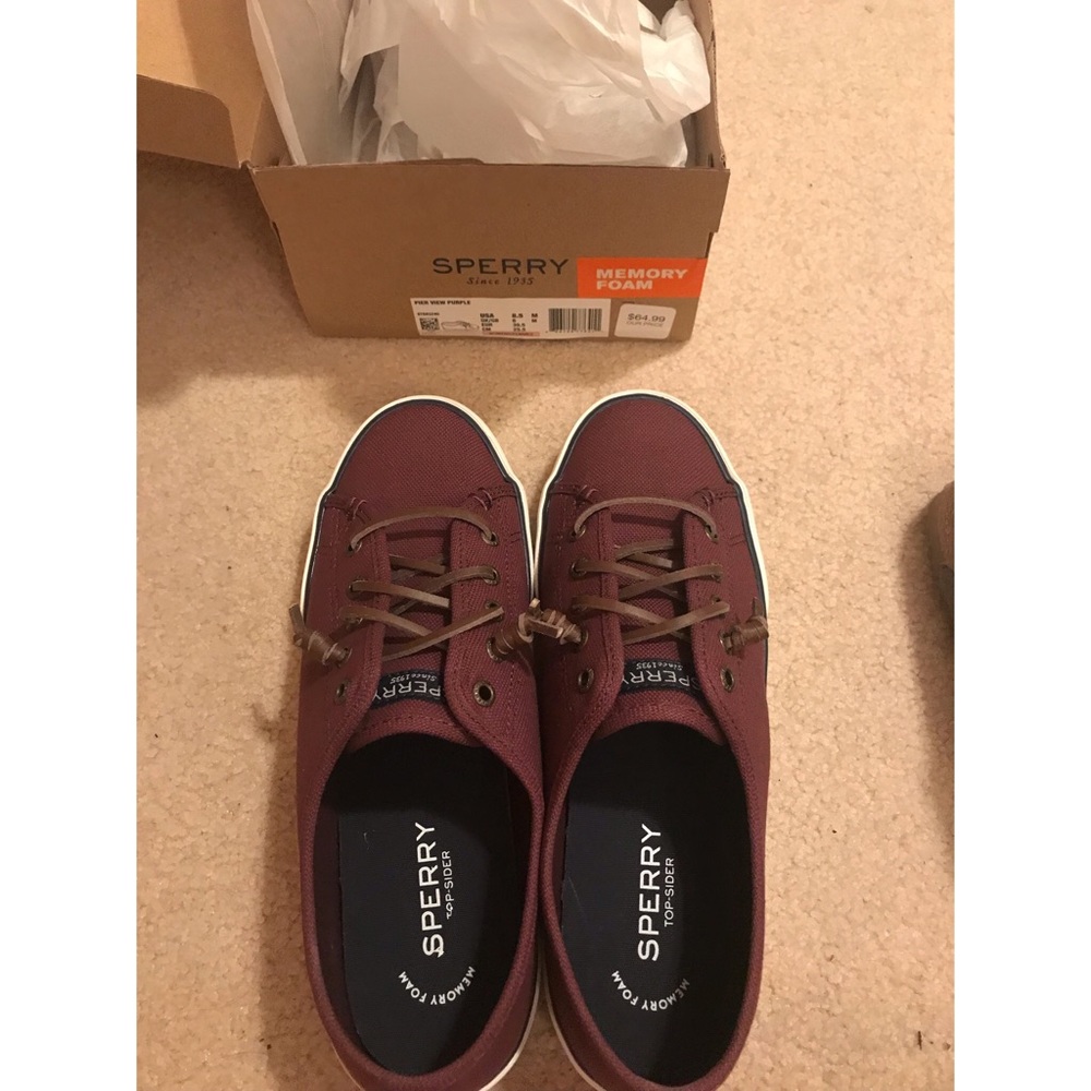 Women sperry shoes